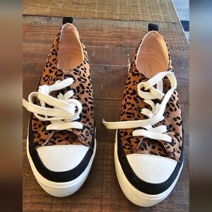 Used Kate Spade Tan and Black Leopard Sneakers Size 8